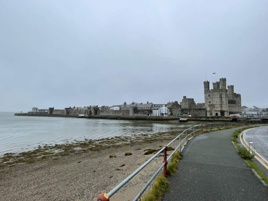 Making the Most of the Summer! 5 A cloudy day in Caernarfon, A view of the castle from across the water.
