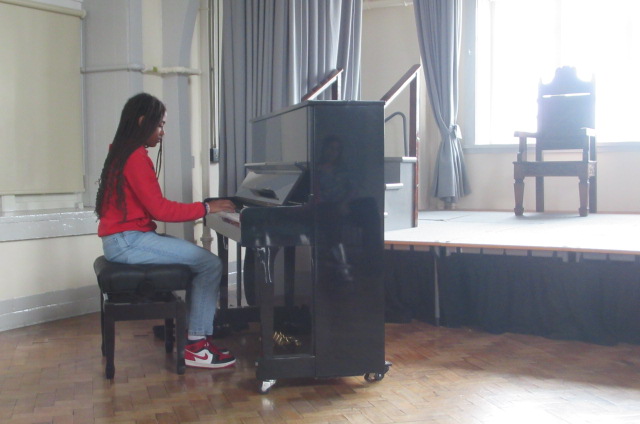 My First Summer Concert - 14/07/24 7 Savannah playing the piano